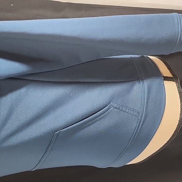 Under Armour Hoddie Active Pullover Jacket.  M - Picture 4 of 10